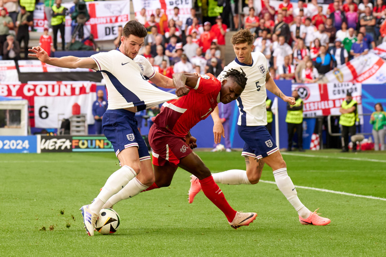 Фрагмент матча Англия — Швейцария