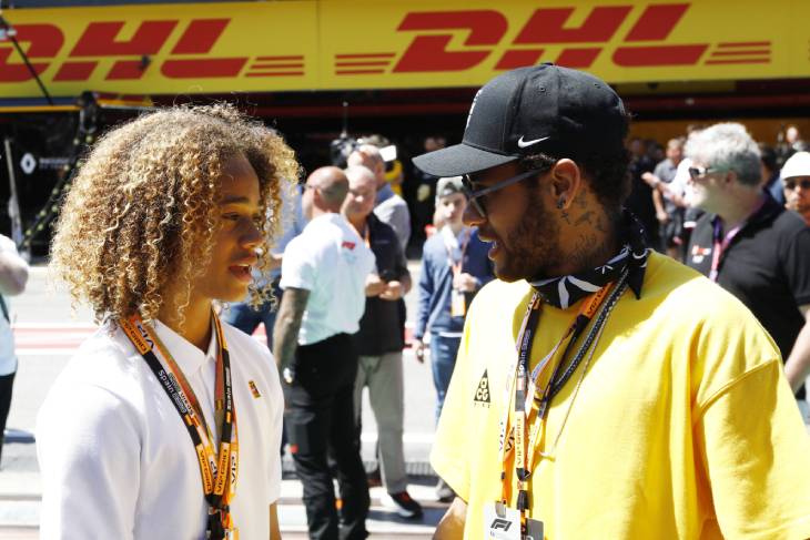 Хави Симонс и Неймар