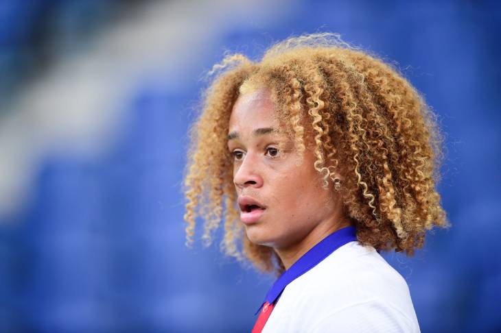 Хави Симонс