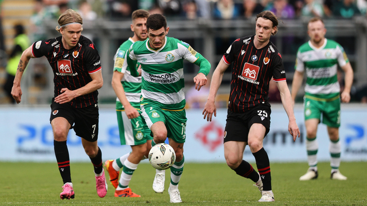 «Шэмрок» — «Викингур»