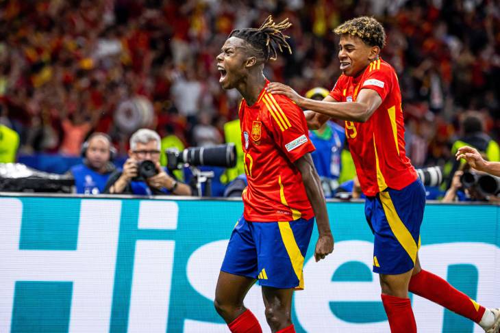 Нико Уильямс и Ламин Ямаль