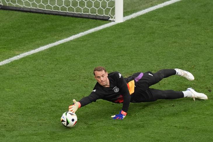 Мануэль Нойер