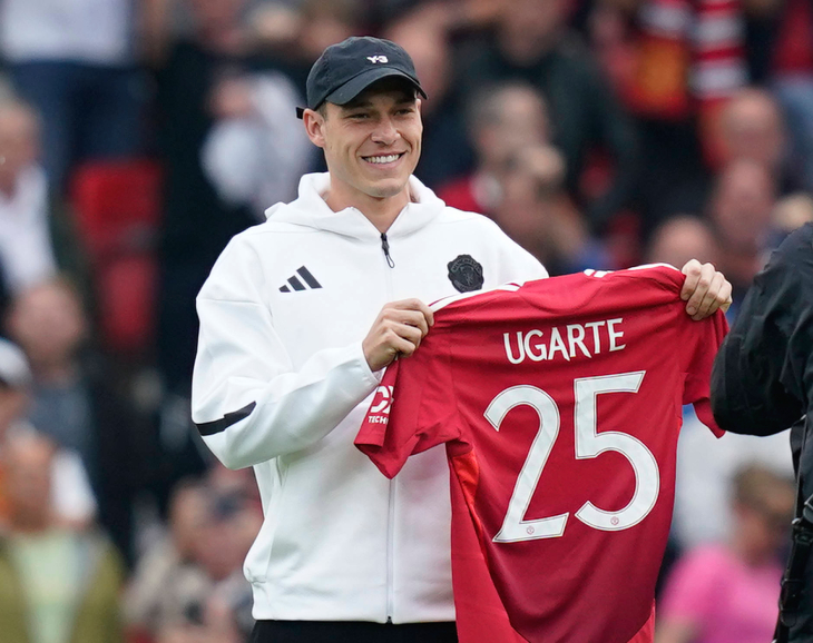 Мануэль Угарте