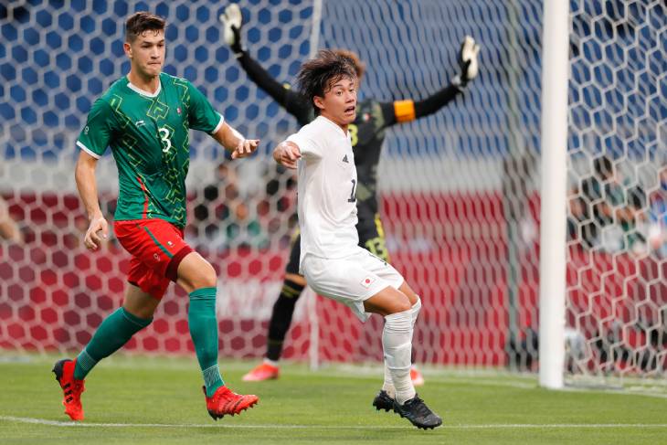 Сесар Монтес (слева)