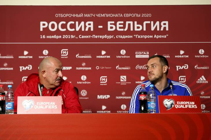 Станислав Черчесов и Артем Дзюба