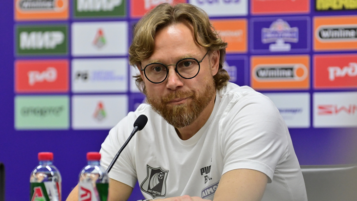 Валерий Карпин