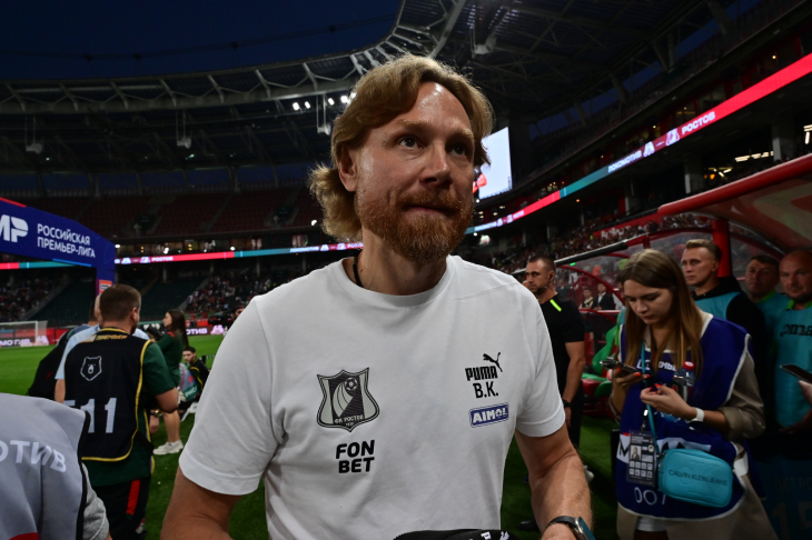 Валерий Карпин