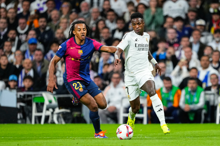 Жюль Кунде  и Винисиус Жуниор