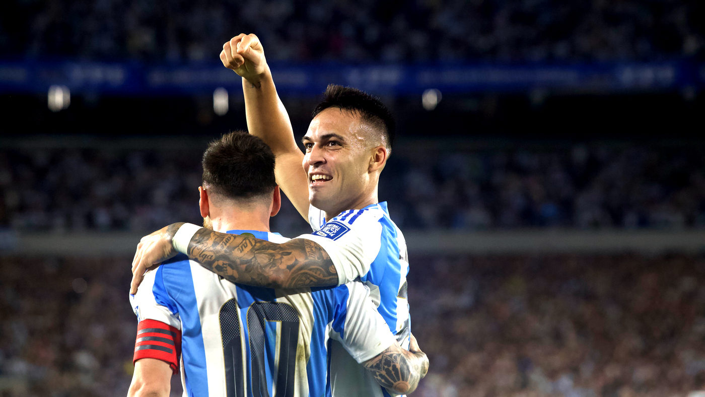 Лаутаро Мартинес и Лионель Месси