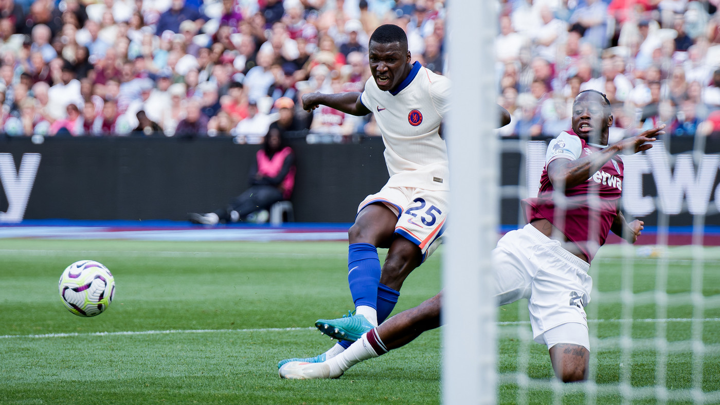 Мойсес Кайседо