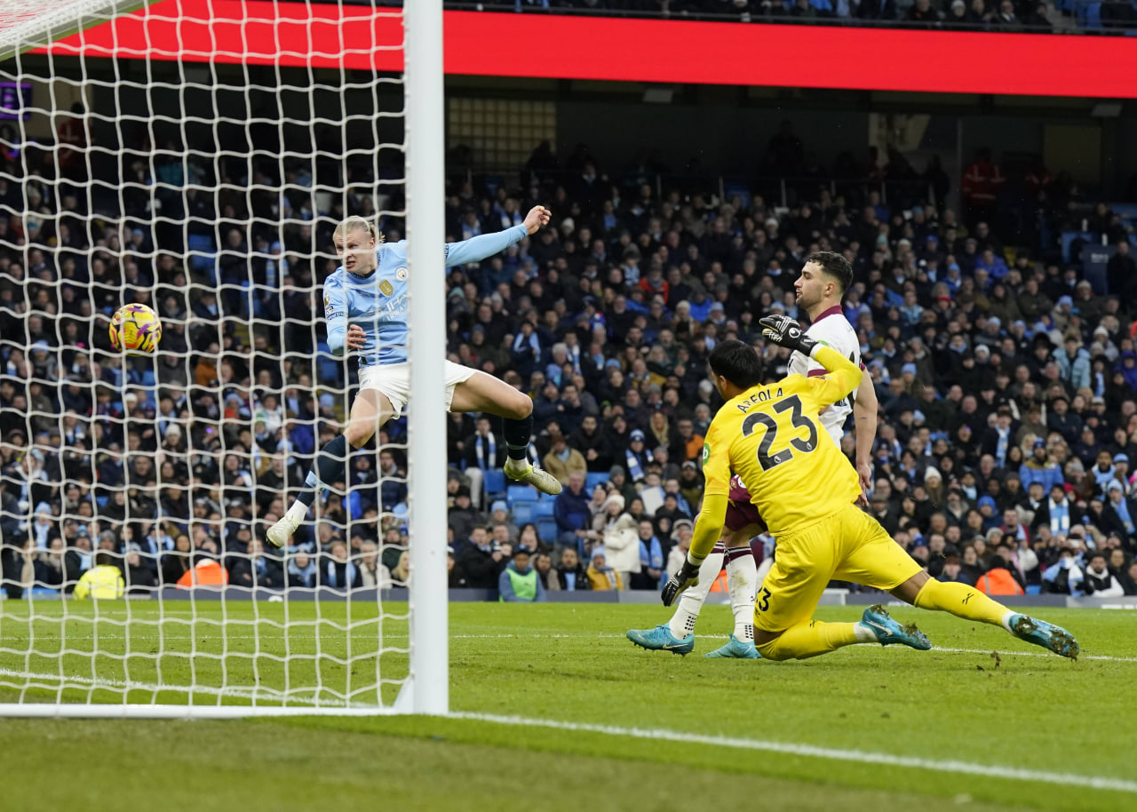 Холанн забивает второй гол в ворота Вест Хэма