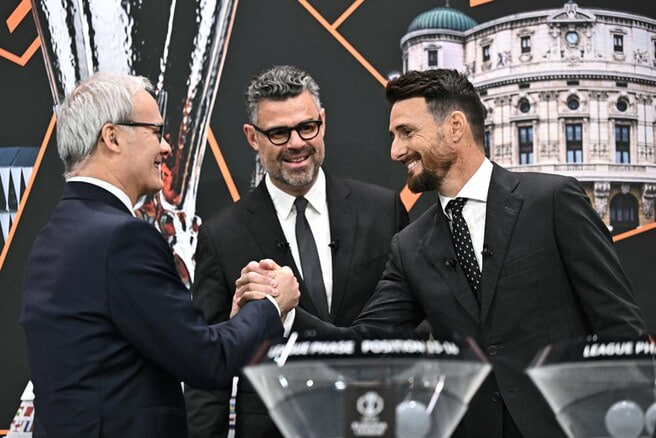 Ариц Адурис