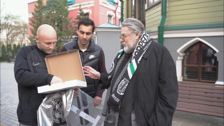 Александр Ширвиндт с игоками «Торпедо»