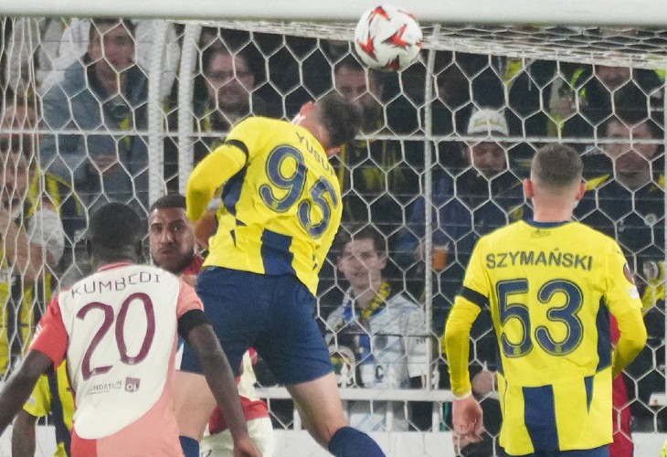 «Фенербахче» — «Лион»