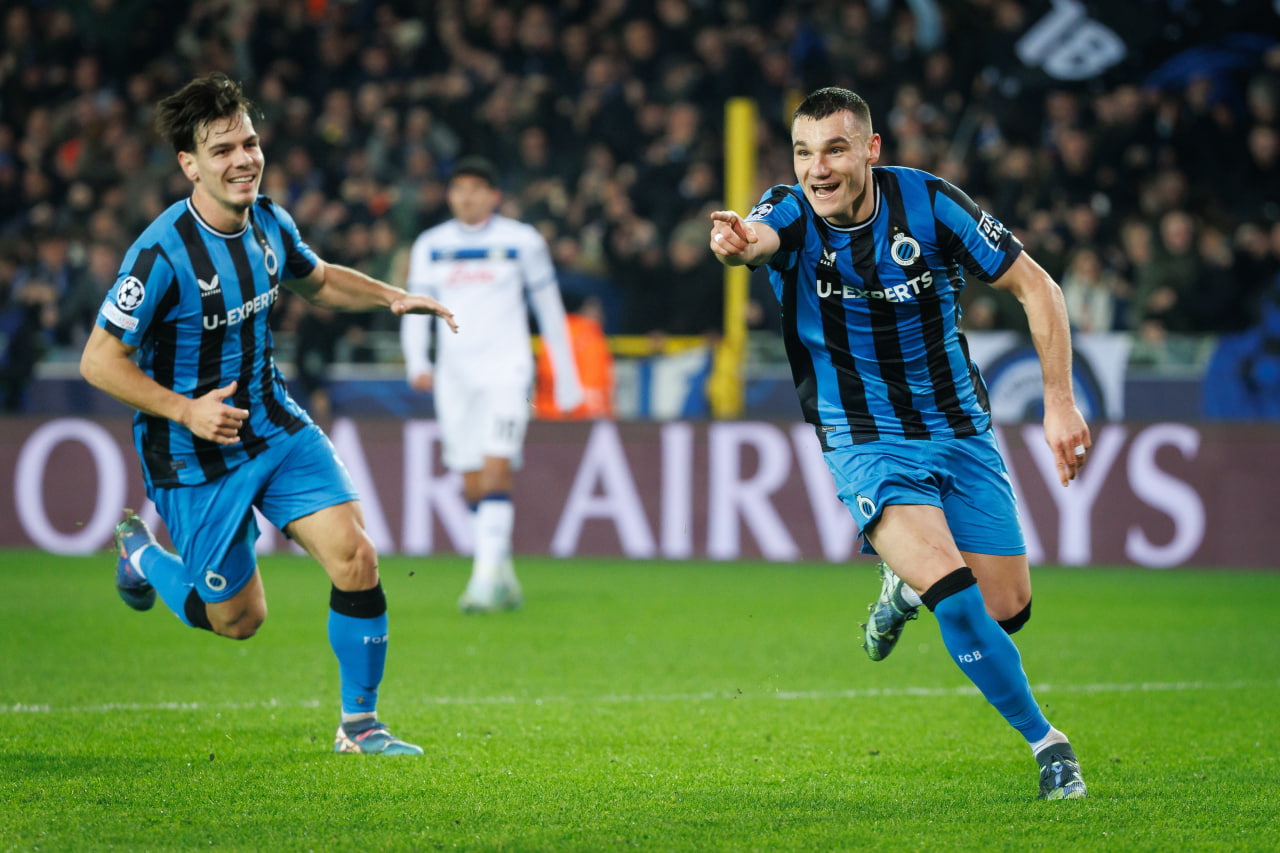 Ютгла открывает счет