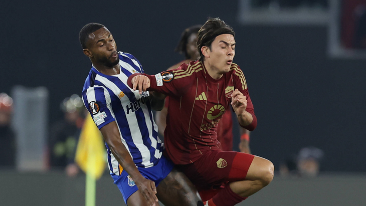 Фрагмент матча «Рома» — «Порту»