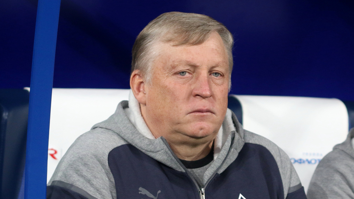 Игорь Осинькин — главный тренер «Крыльев Советов»