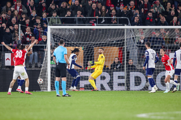 «АЗ Алкмар» — «Тоттенхэм»