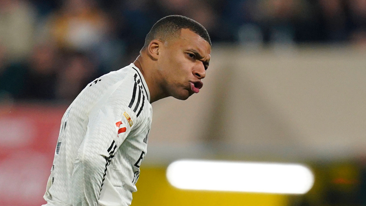 Килиан Мбаппе — нападающий «Реала»