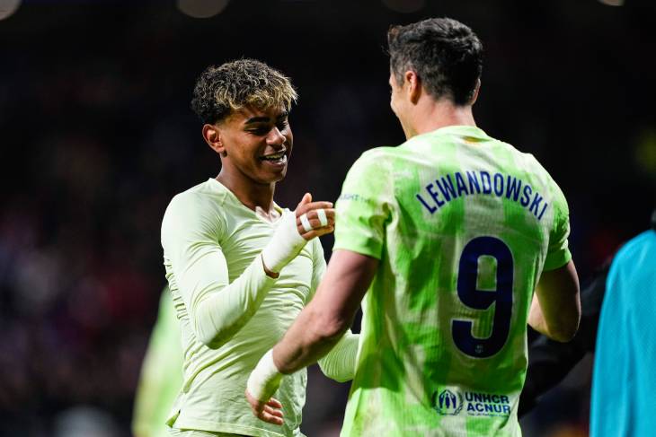 Ламин Ямаль и Роберт Левандовский