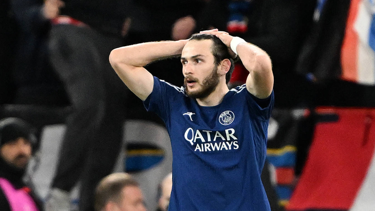 Хвича Кварацхелия — полузащитник ПСЖ