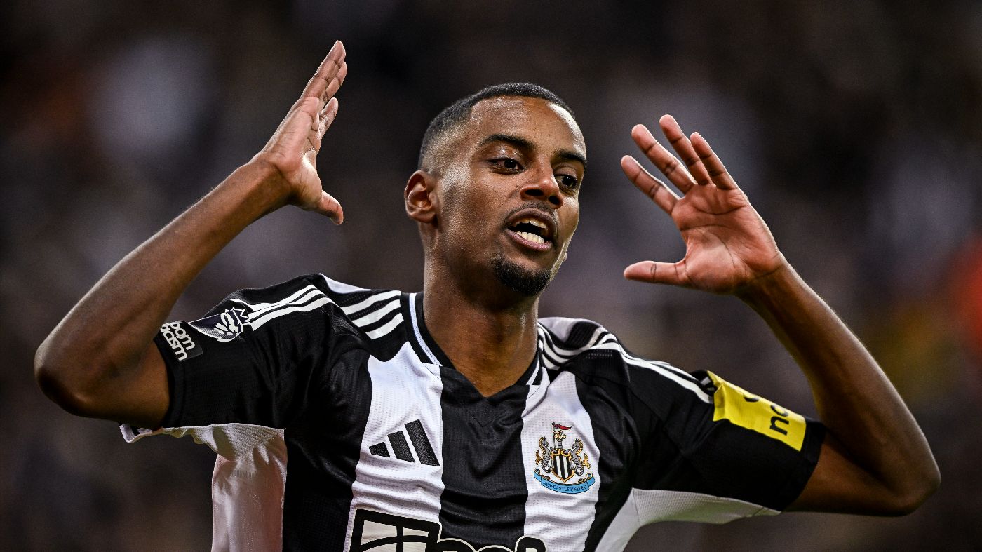 Александр Исак