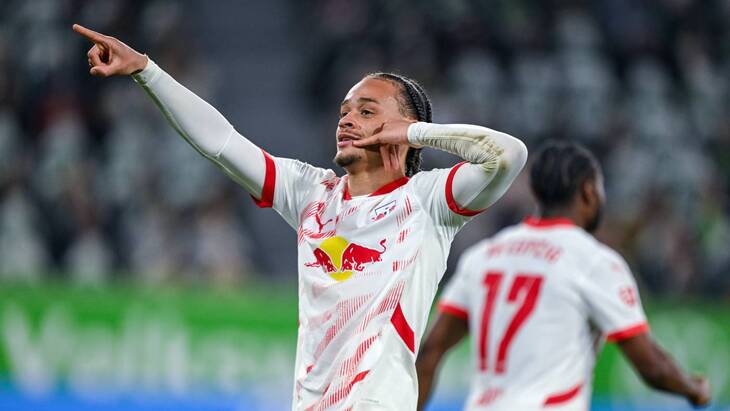 Хави Симонс