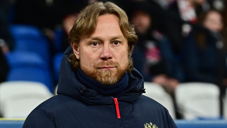 Валерий Карпин