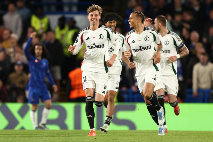 Челси — Легия