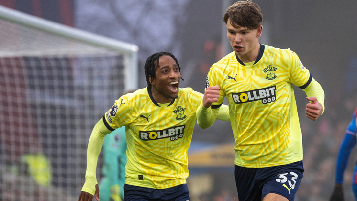 Тайлер Диблинг (справа)