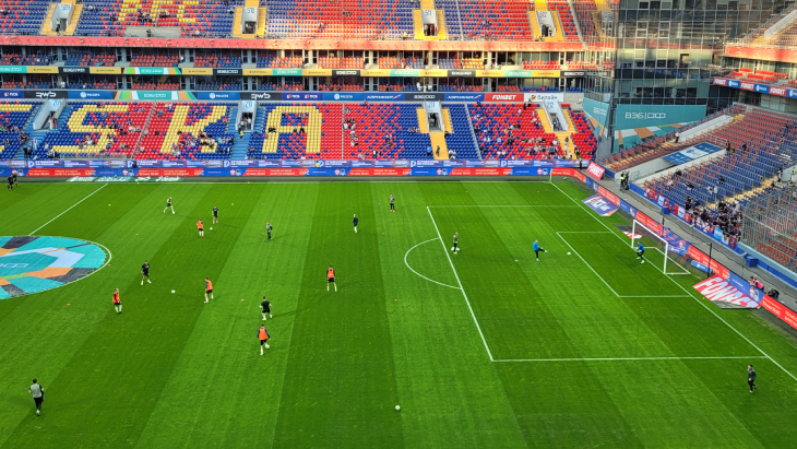 Разминка игроков Крыльев Советов