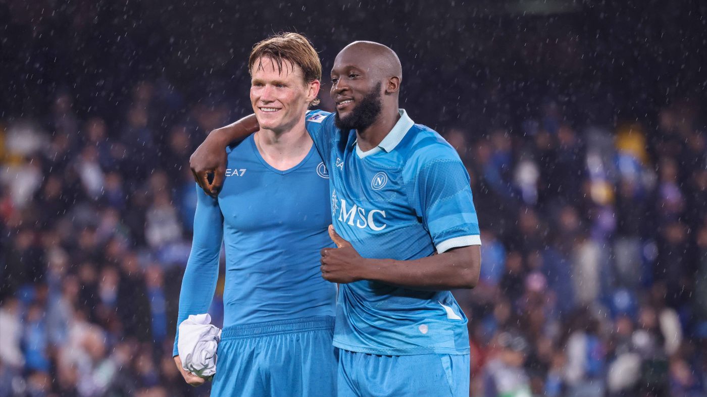 Скотт Мактоминей и Ромелу Лукаку