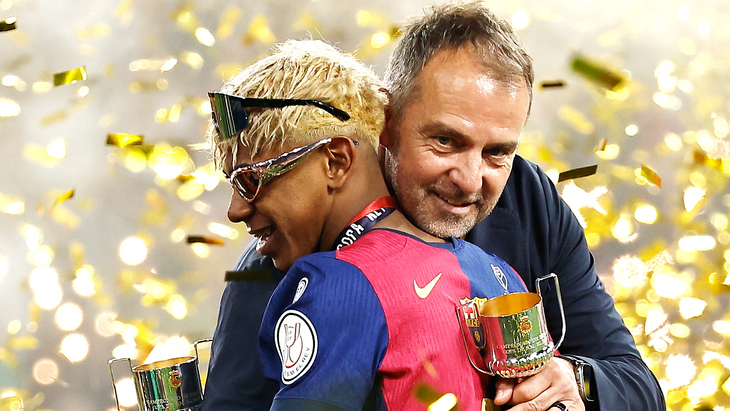 Ламин Ямаль и Ханси Флик