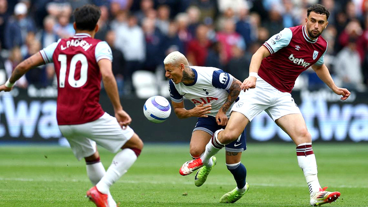 Вест Хэм — Тоттенхэм