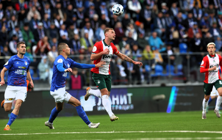 «Факел» — «Локомотив»