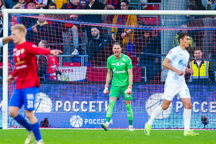 Денис Адамов