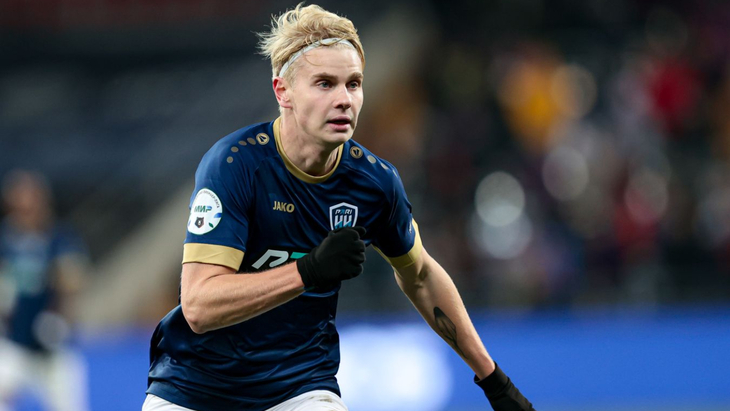 Александр Кокшаров