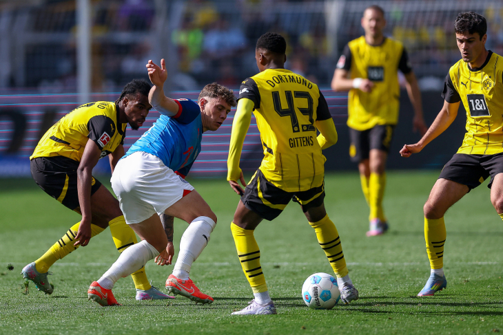 Боруссия Дортмунд — Хольштайн Киль