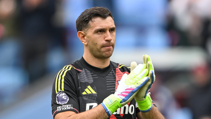 Эмилиано Мартинес — голкипер «Астон Виллы»