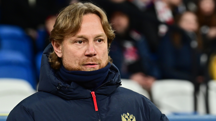 Валерий Карпин