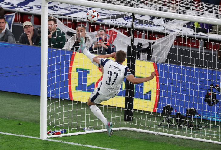 Тоттенхэм — Манчестер Юнайтед