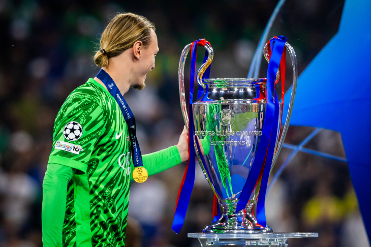 Матвей Сафонов