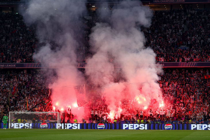 Фанаты ПСЖ в Мюнхене