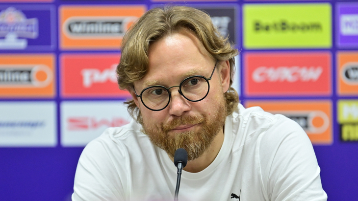 Валерий Карпин — главный тренер сборной России