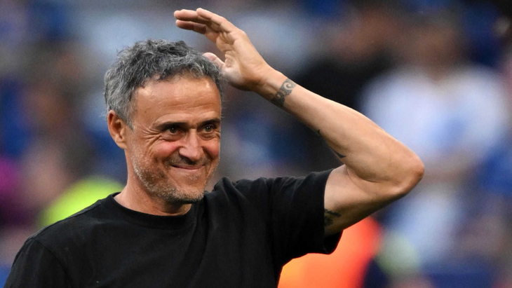 Луис Энрике — главный тренер ПСЖ