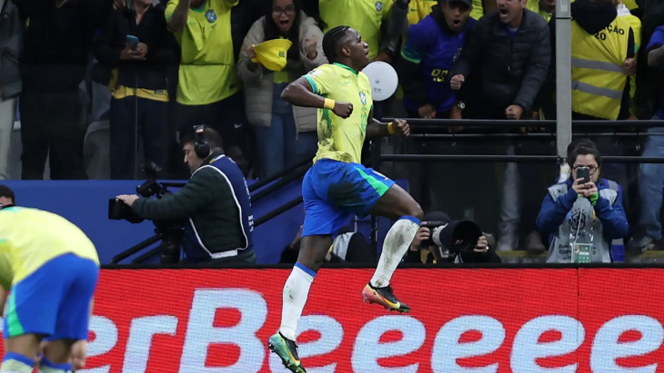 Винисиус Жуниор