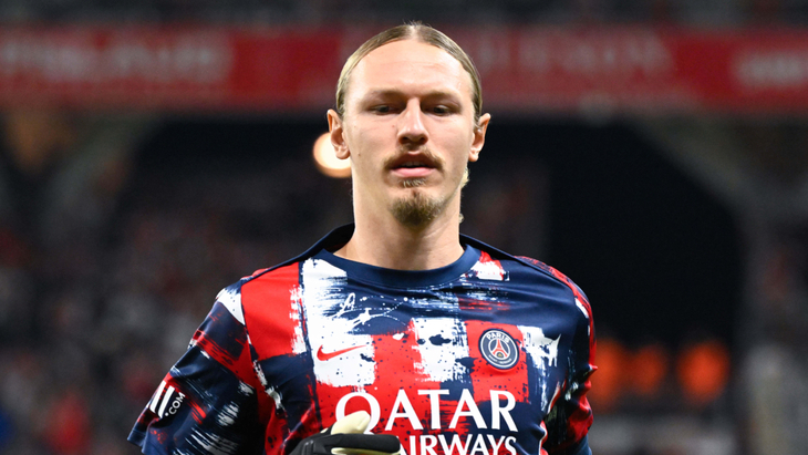 Матвей Сафонов — голкипер ПСЖ