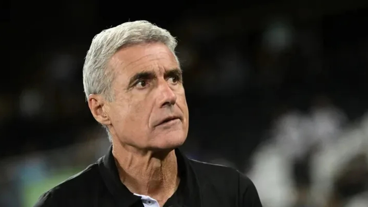 Луиша Каштру