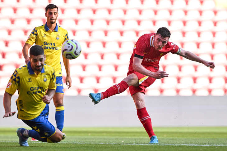 Эндрю Робертсон