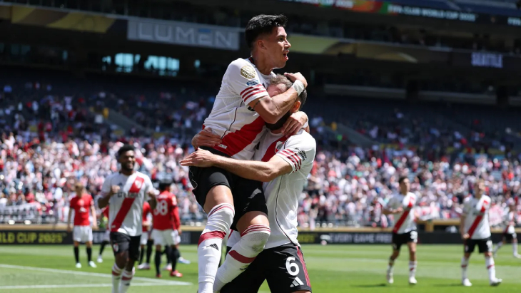 Ривер Плейт — Урава